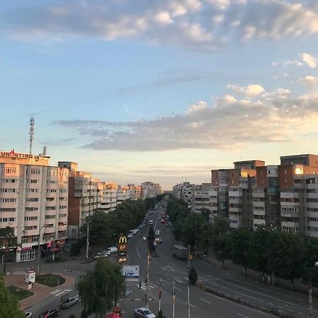 Hellen'S Ultracentral Apartament Buzău Exterior photo