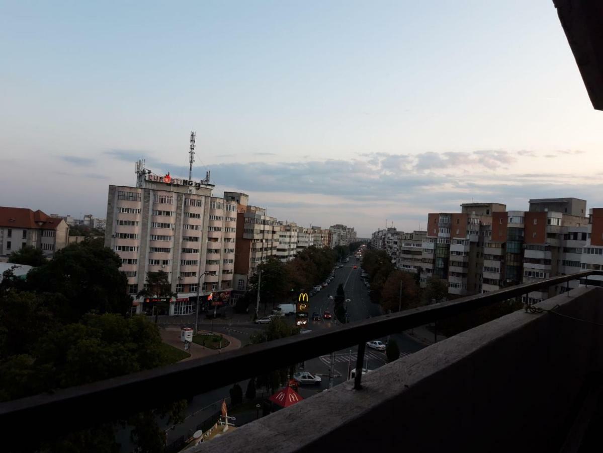 Hellen'S Ultracentral Apartament Buzău Exterior photo